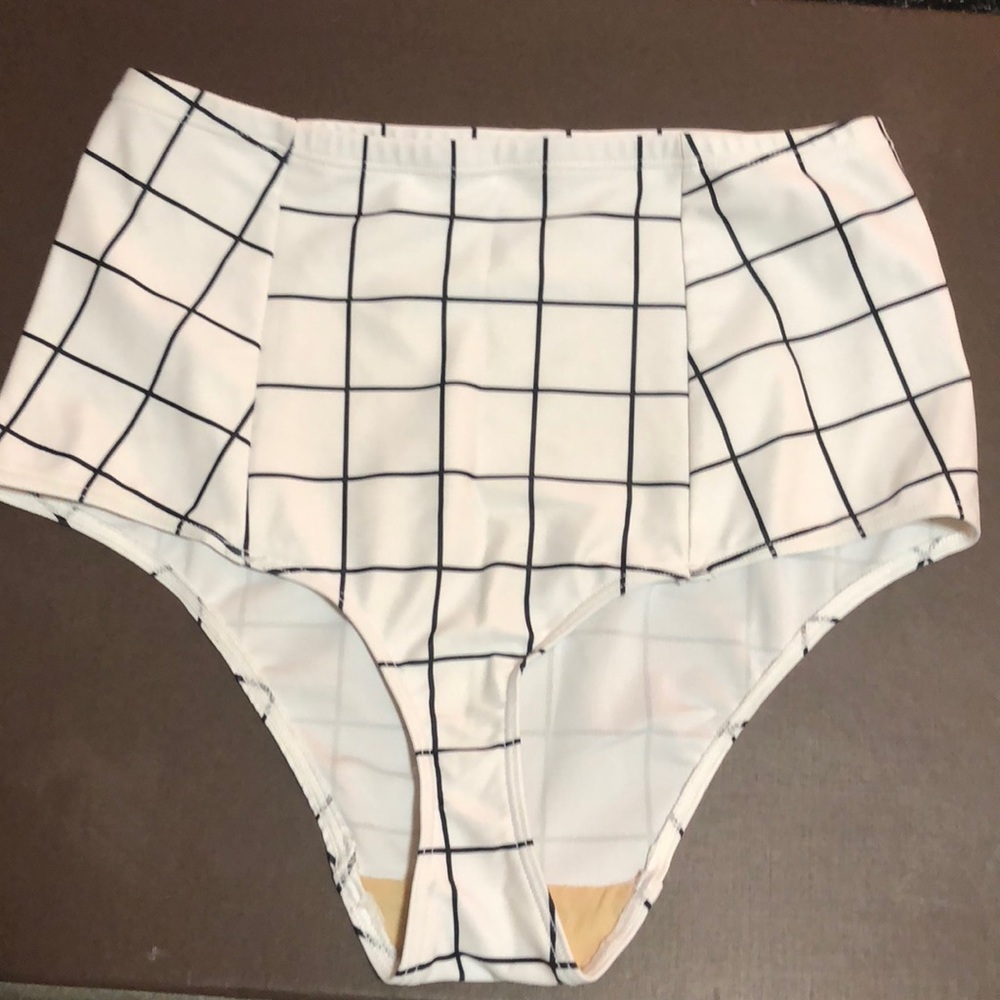 High waisted bikini bottoms